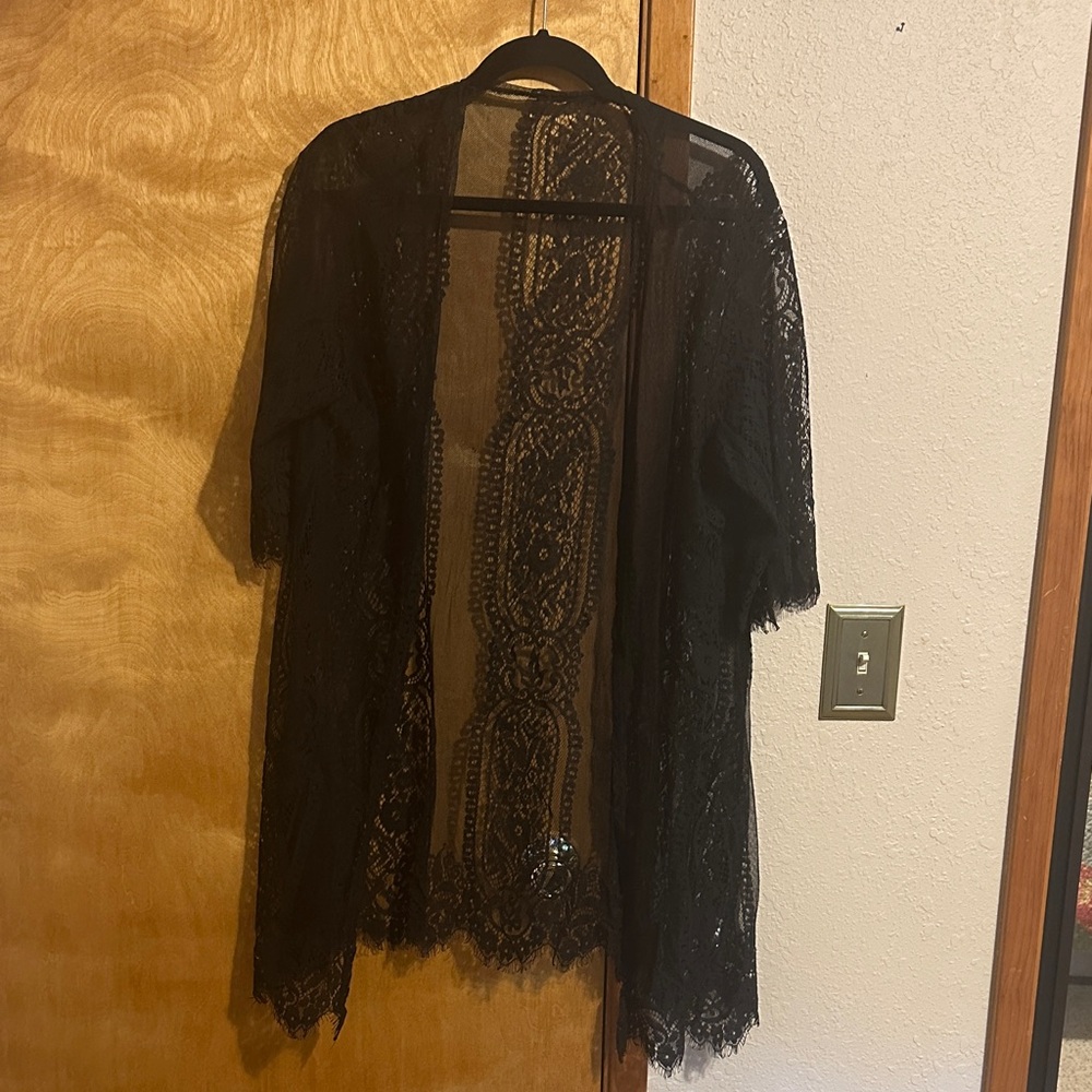 Black Lace Kimono Cardigan